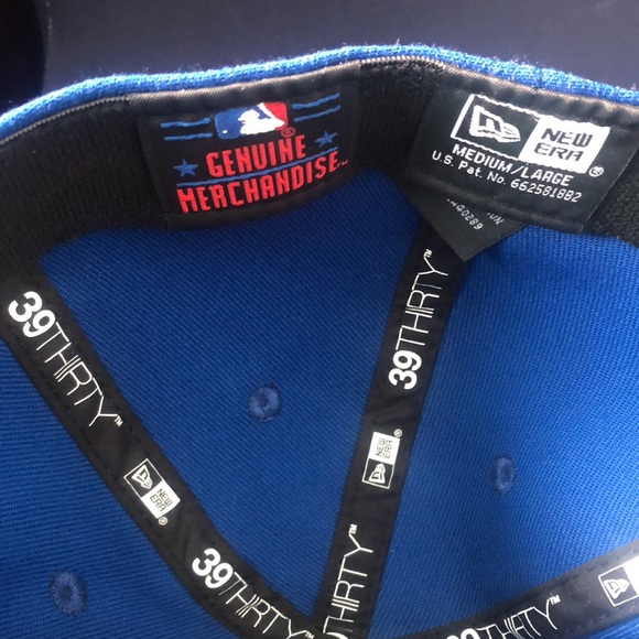 Chicago Cubs Fitted Hat By New Era - Picture 4 of 4